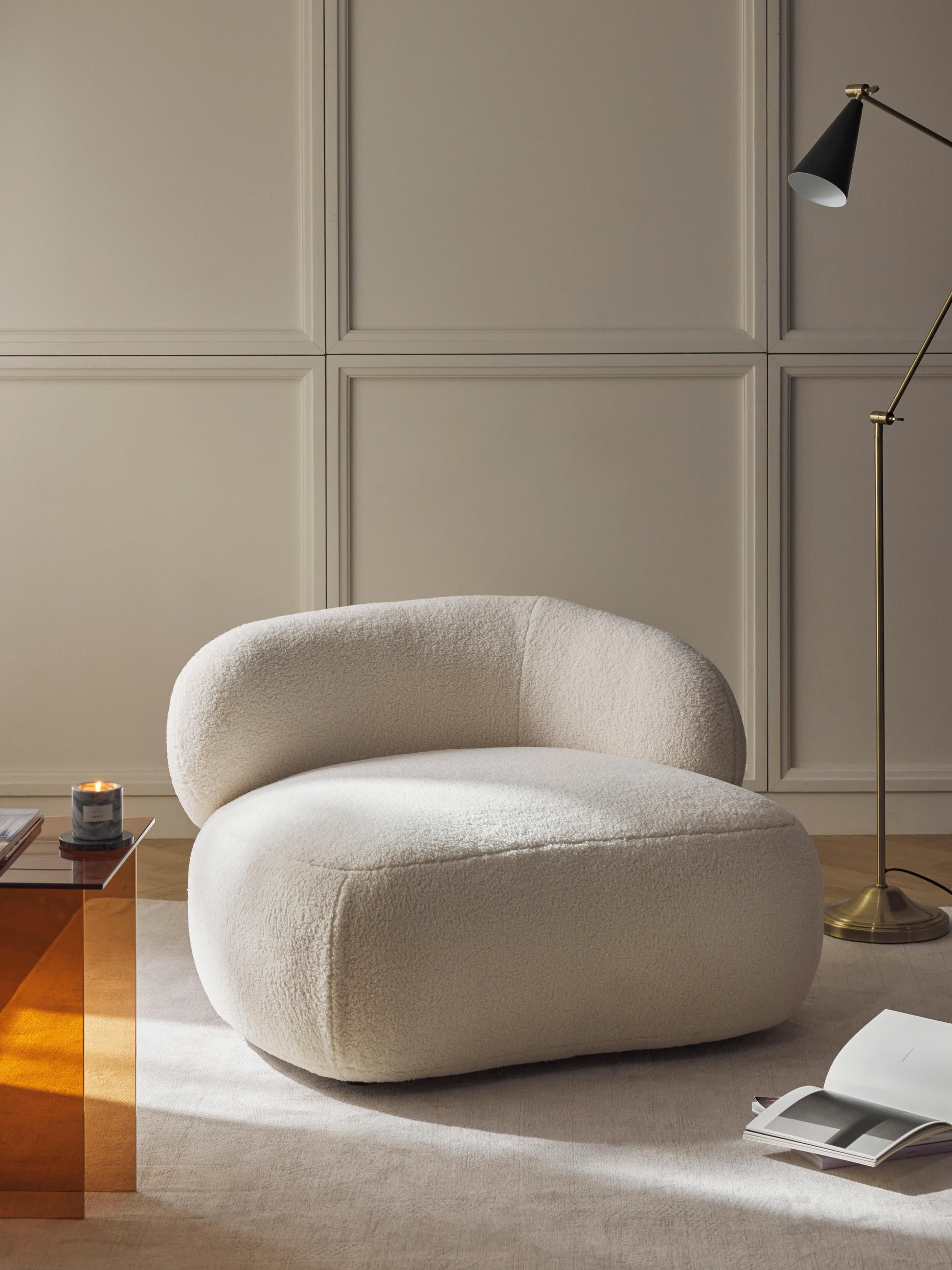 Simpales Alba Lounge Chair (Teddy Fur)