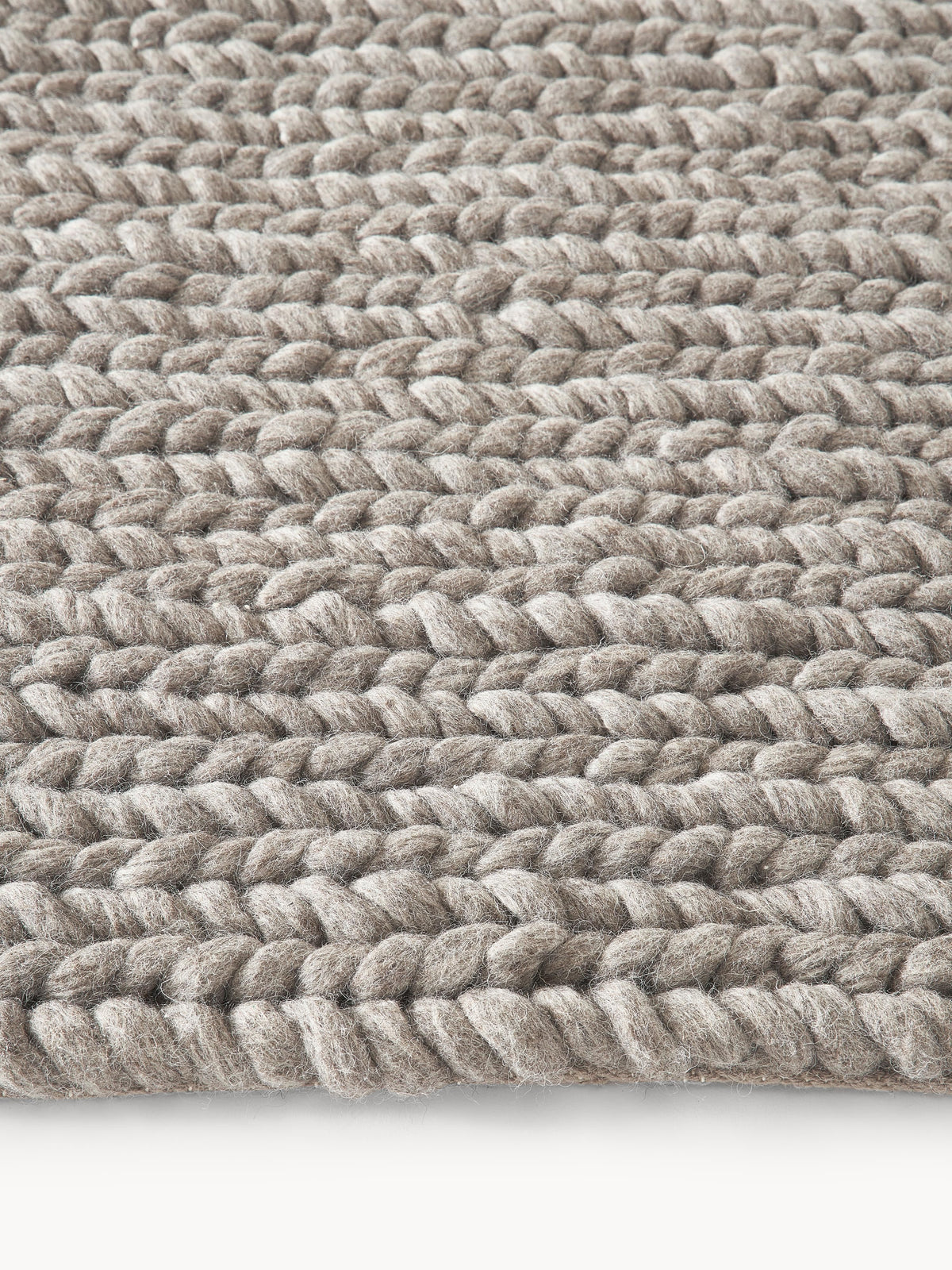 Simpales Bruna Wool Rug, Handmade, with Braided Texture