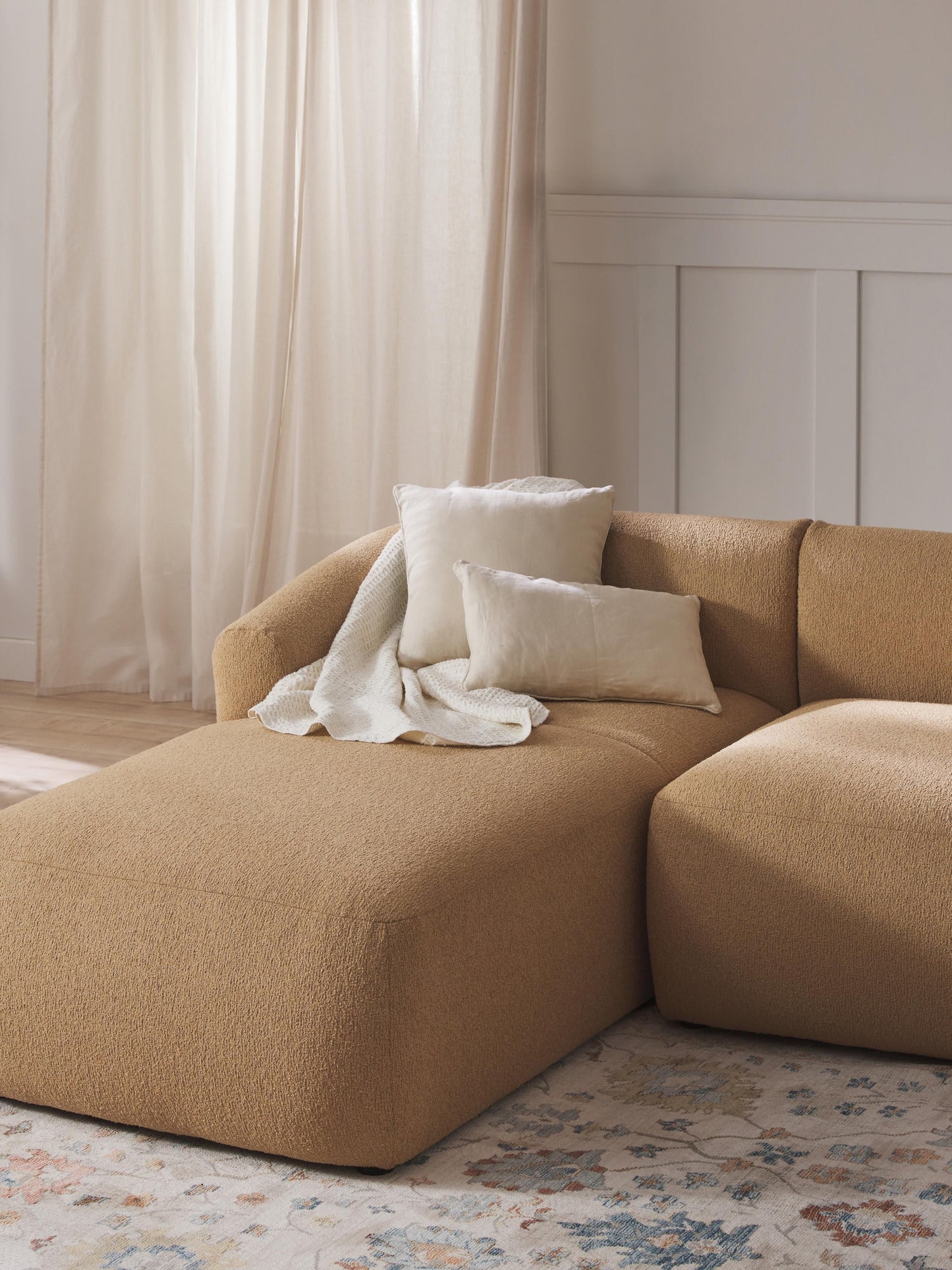 Simpales Sofia Corner Chaise Module in Bouclé